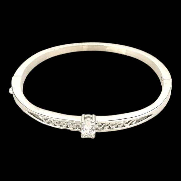 New Boutique Bracelet Cubic Zirconia Solitaire Silver Tone Rhodium Plated  1B - Picture 1 of 4